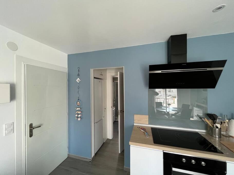Le Canola Empuriabrava Port - 45M2 - Vue Piscine - Plage Centrale 500M- Parking Prive Gratuit المظهر الخارجي الصورة