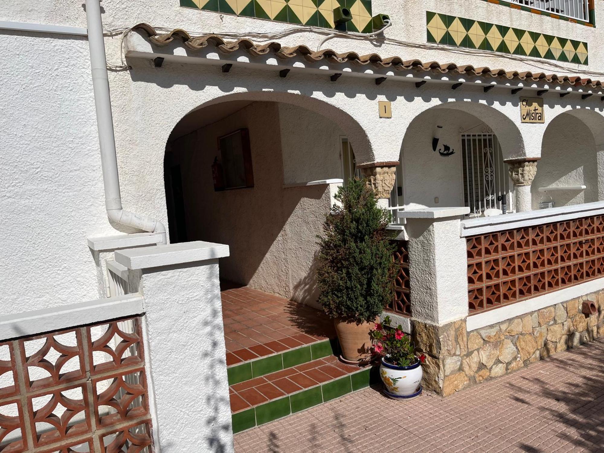 Le Canola Empuriabrava Port - 45M2 - Vue Piscine - Plage Centrale 500M- Parking Prive Gratuit المظهر الخارجي الصورة